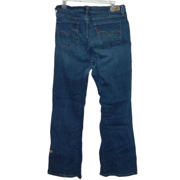 2 for / $30 Levi's Strauss Distressed Blue Wash Curvy Bootcut Leg Jeans Size 16M - Picture 1 of 7